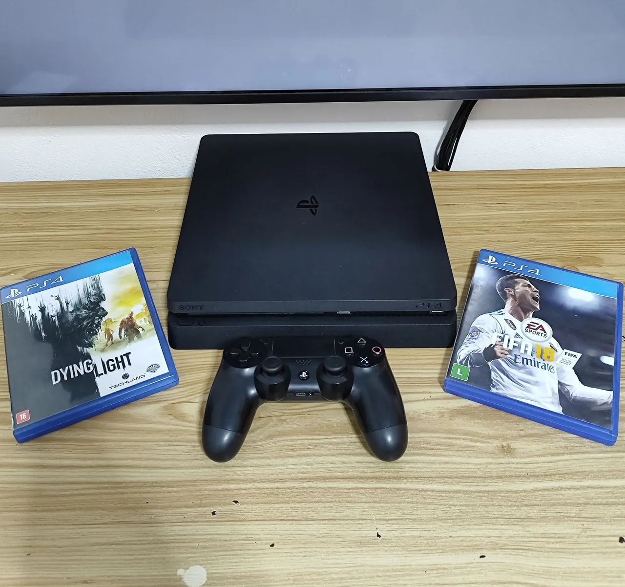 PS4 Slim 500gb + 2 jogos  - Foto 2
