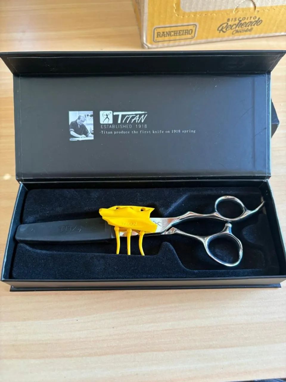 Tesoura Titan Profissional Barbeiro  - Foto 2
