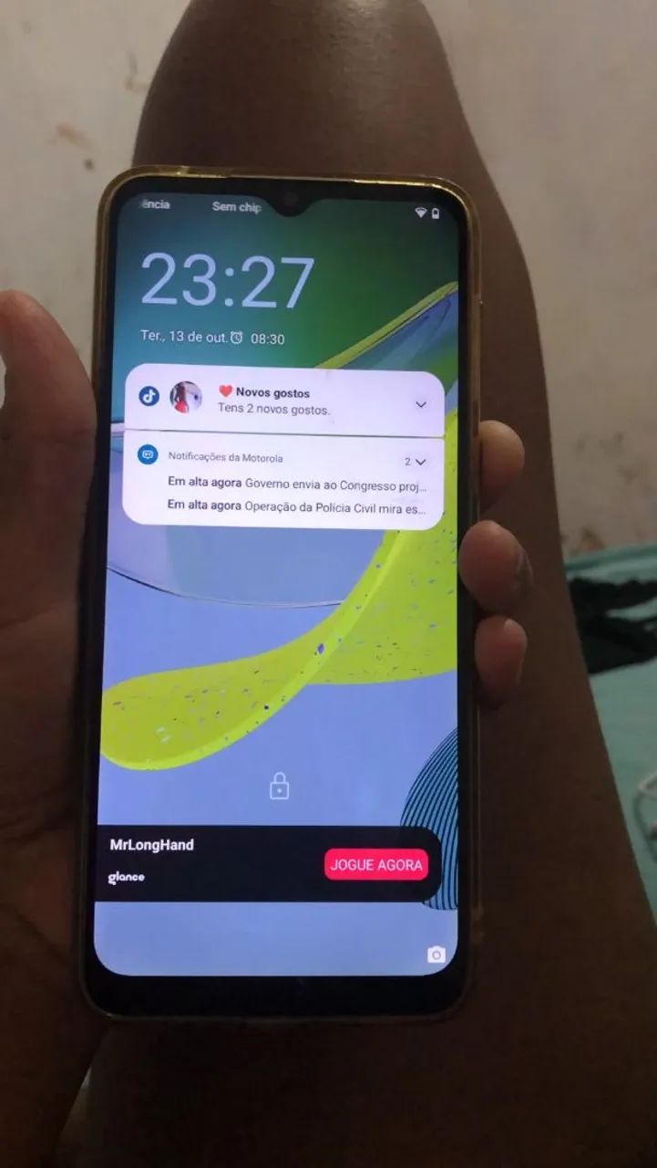 Vendo celular moto e13