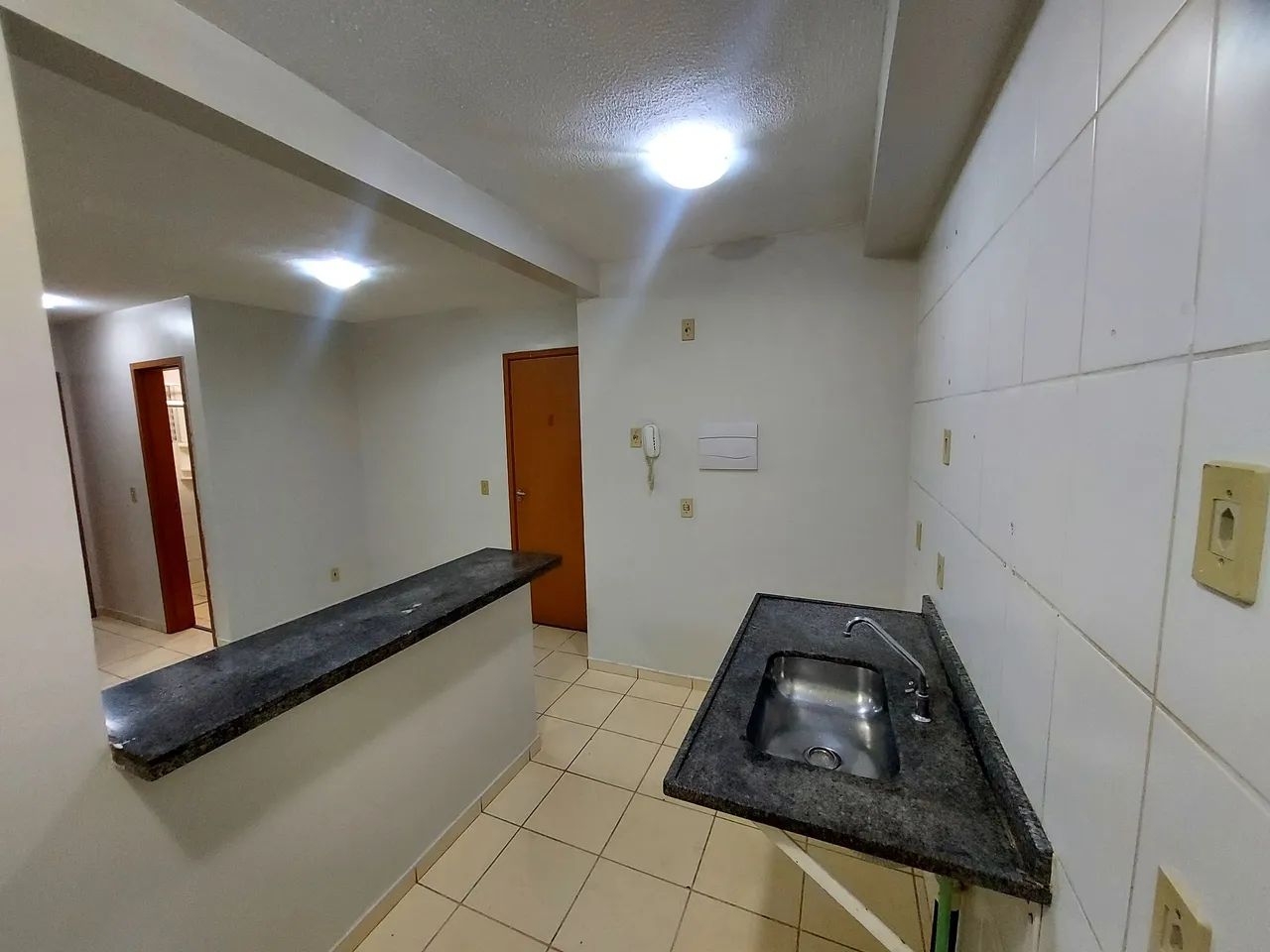 Apartamento de 2 quartos no Parque clube 02 Valparaíso.