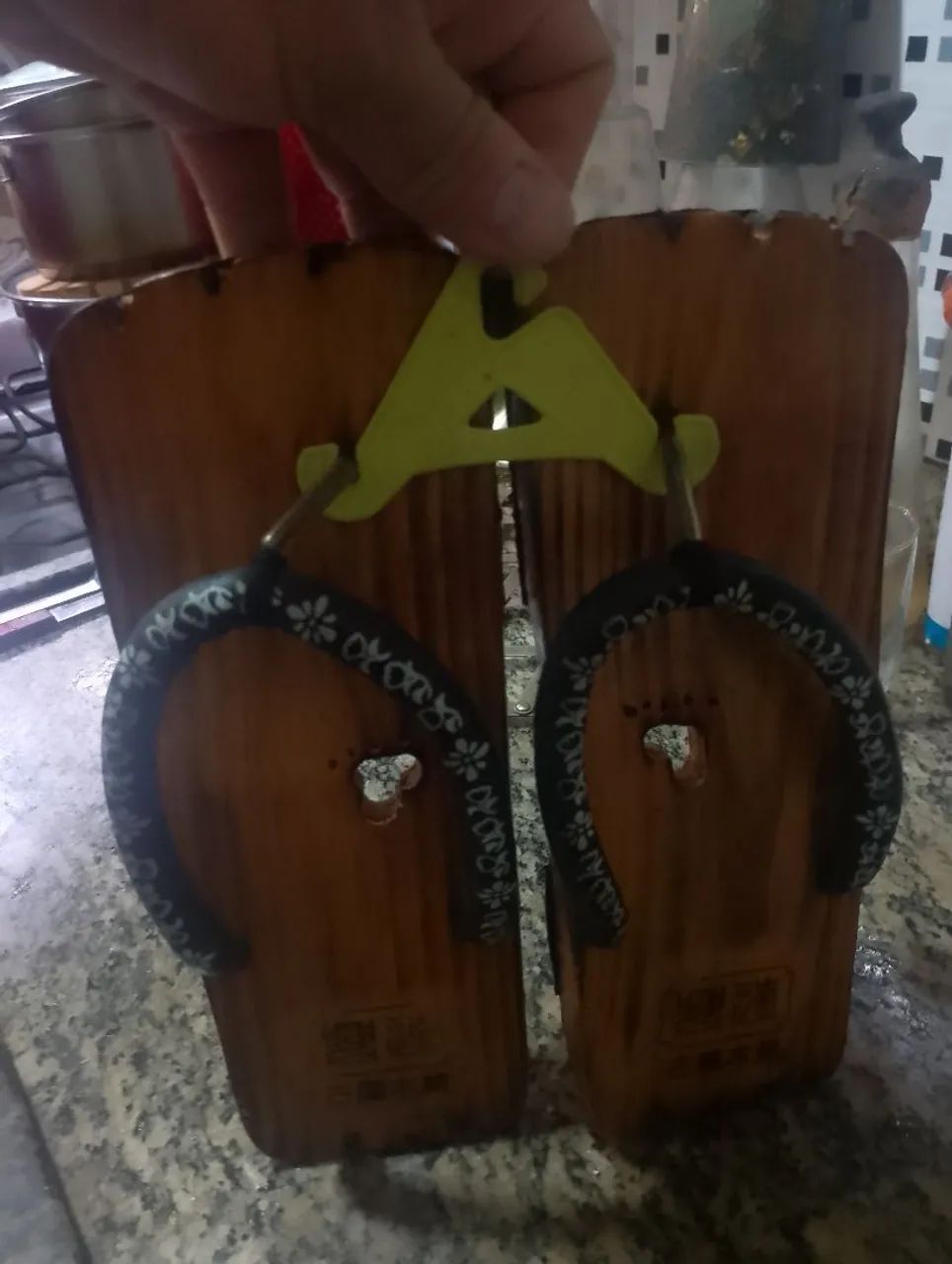 Chinelo de madeira ( estilo oriental) - Foto 4