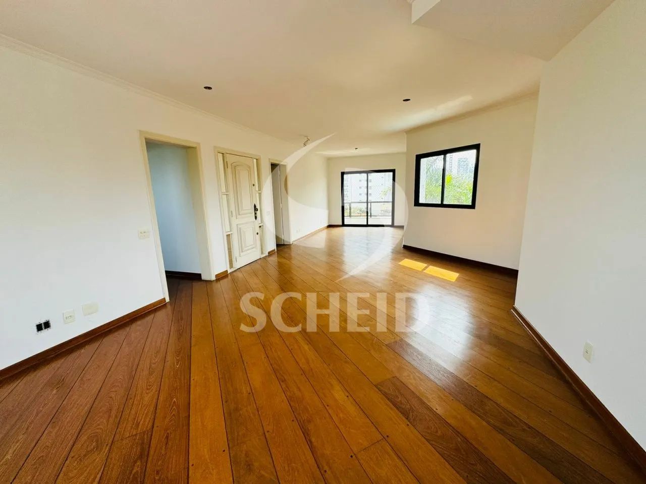 Imóvel à Venda no Campo Belo com 180m², 3 quartos e 3 vagas - Foto 4