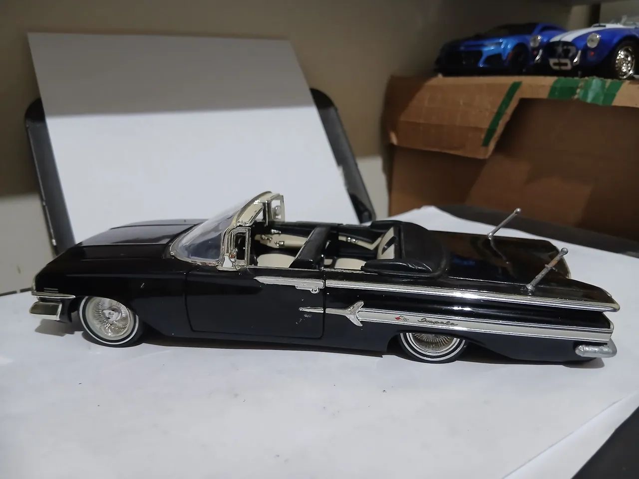 Miniatura 1/24(detalhes) - Foto 5