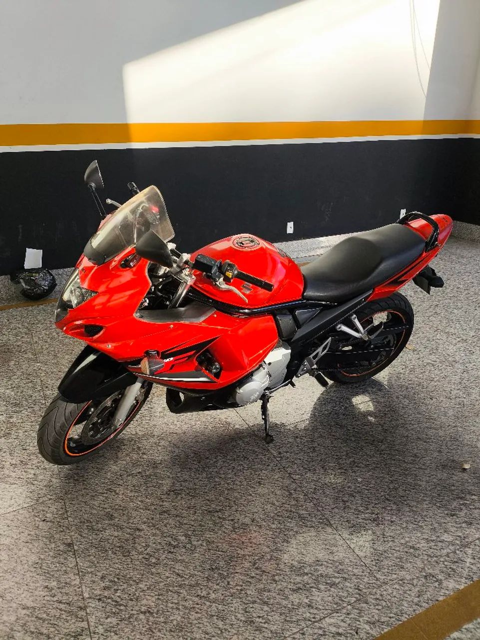 Suzuki GSX 650F - Foto 2