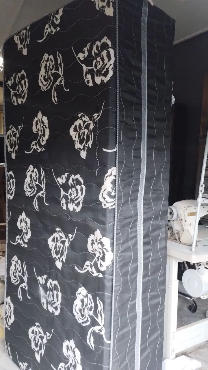 Cama box solteiro usada