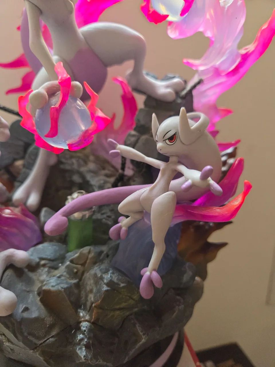 Mewtwo Evolution Linda Estátua- Pokemon - Foto 4