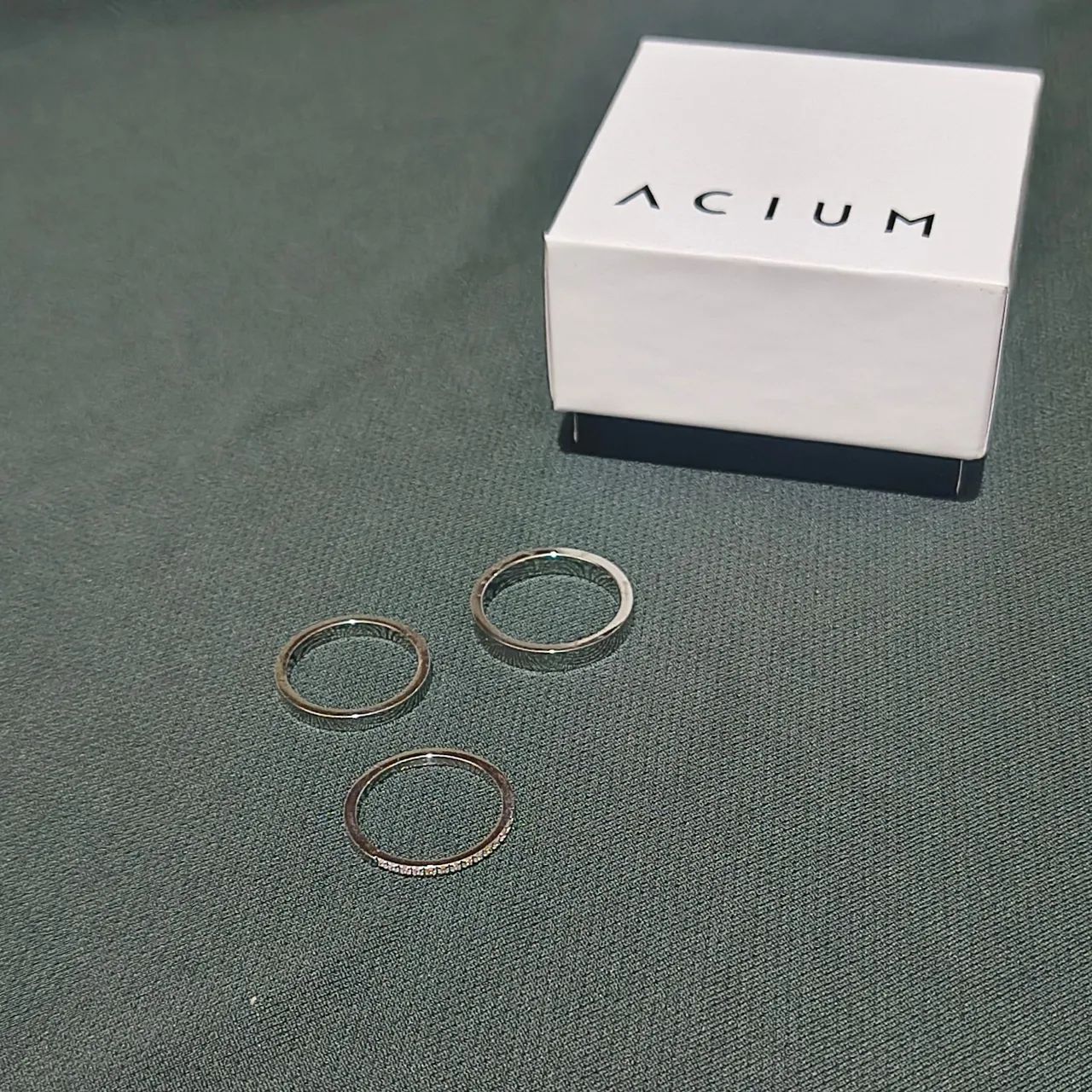Par de Alianças Acium - Aço Prata 16 e 21