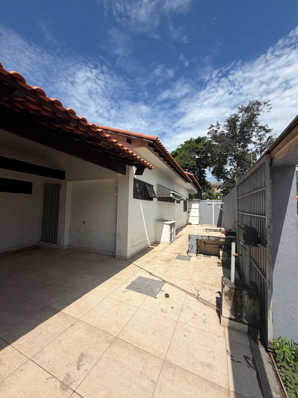 Alugo casa comercial centro  - Foto 3