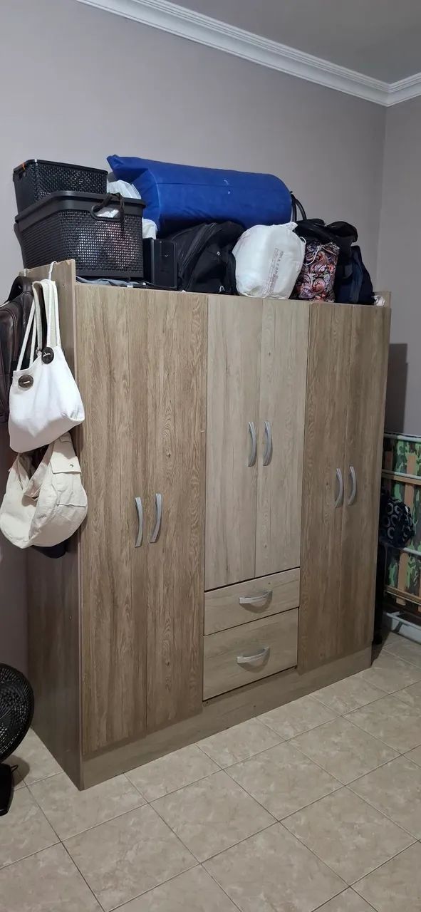 Guarda-roupa de casal