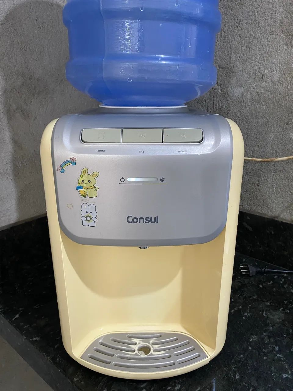 Bebedouro de mesa cônsul 