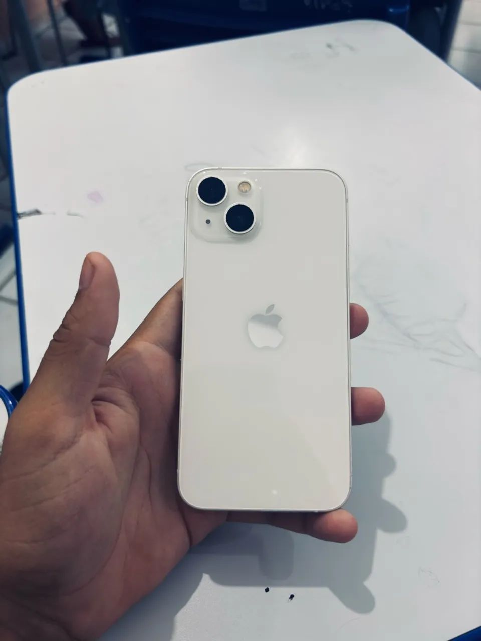 IPhone 13 - branco 