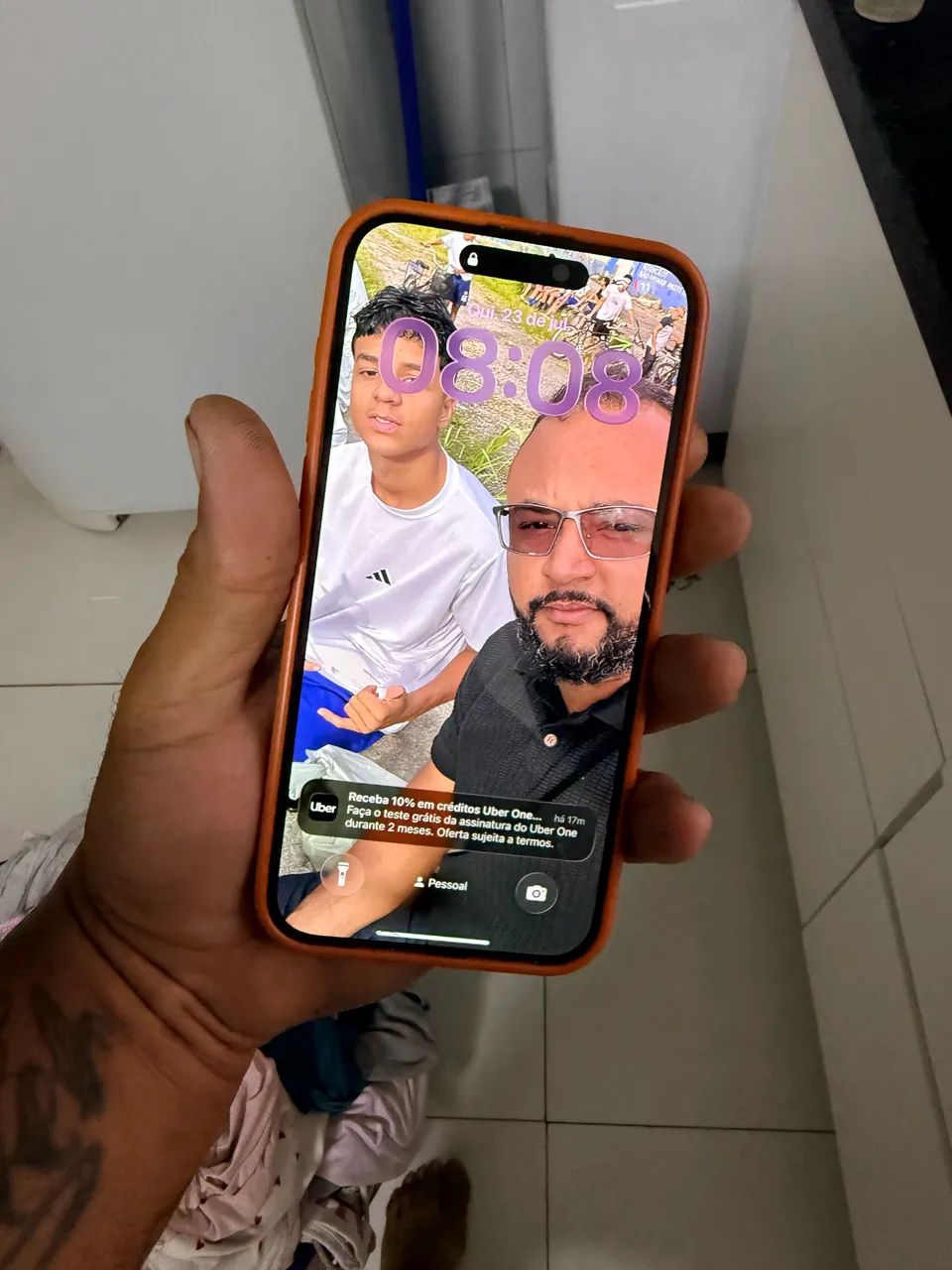 iPhone 14 Pro Max com lente e capinha do 17 - Foto 2