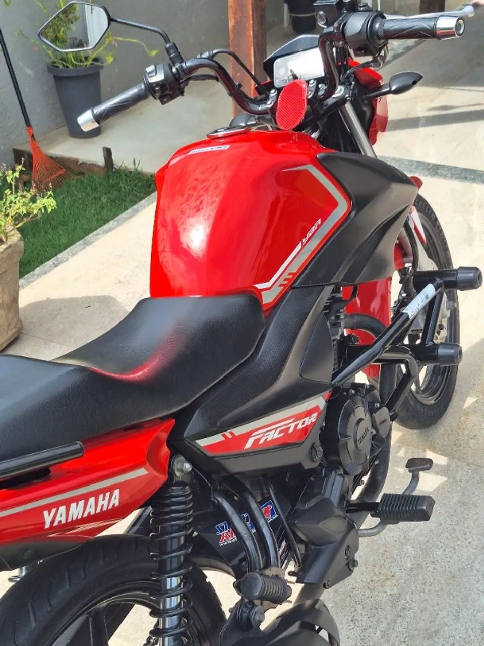 YAMAHA YBR 150 - Foto 2