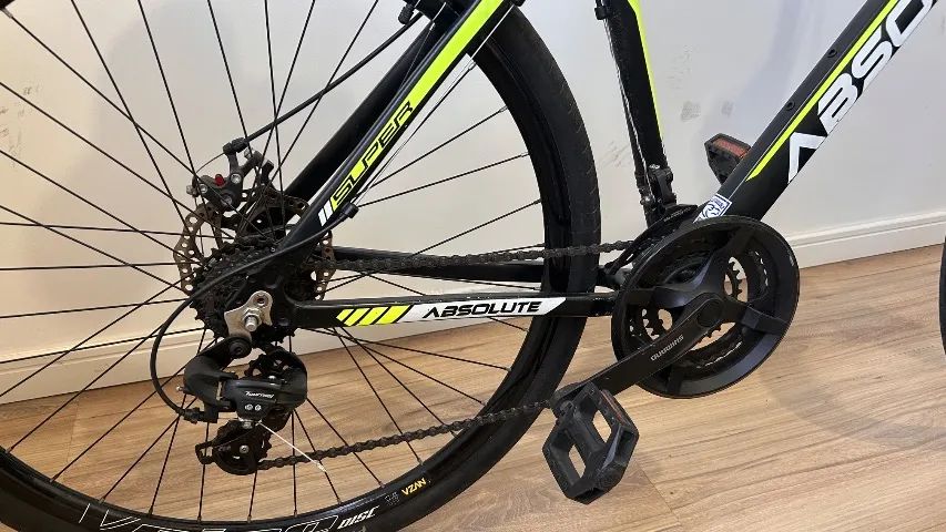 Bicicleta Absolute aro 29, preta e verde, excelente estado e pronta para rodar! - Foto 5
