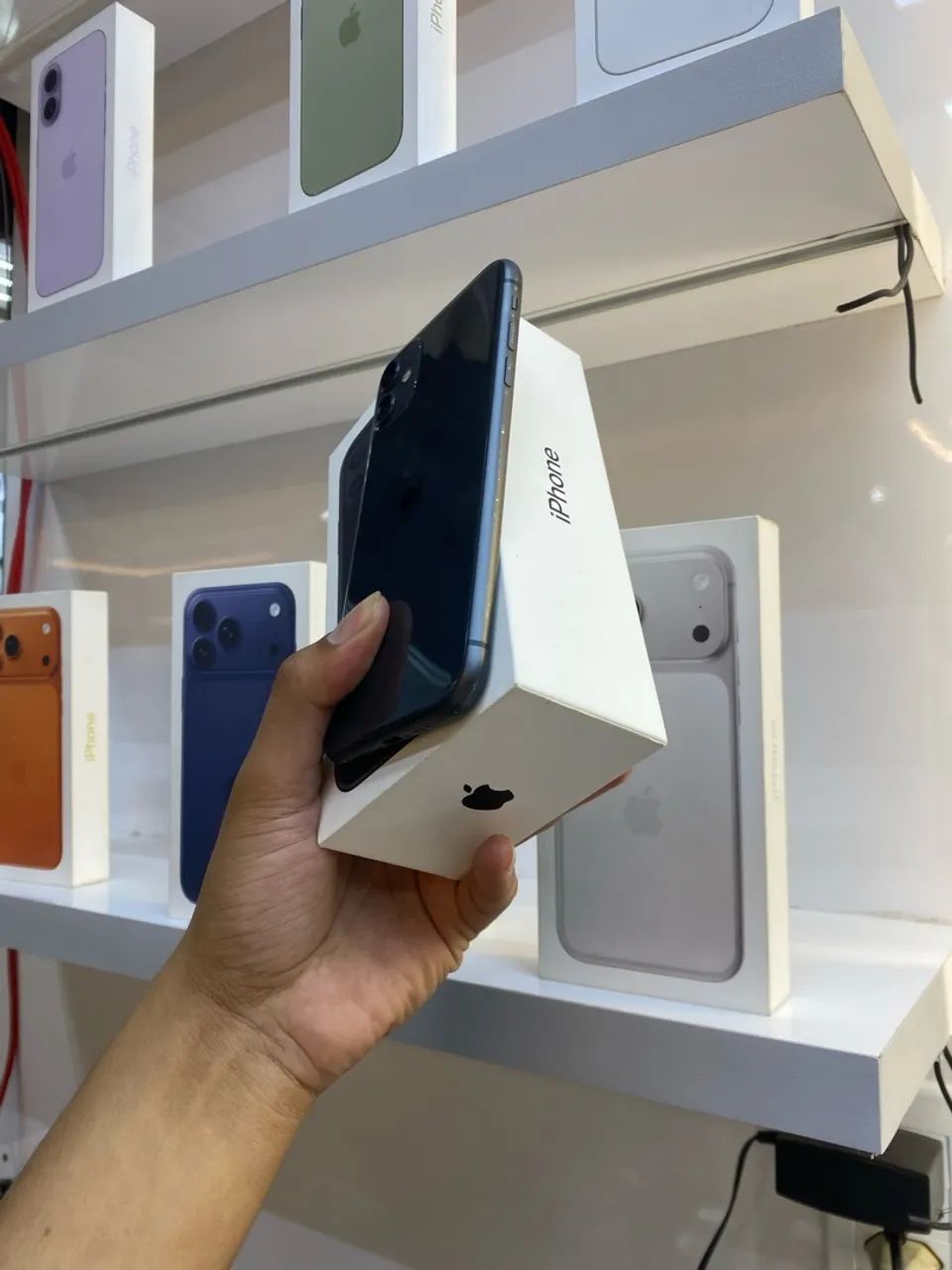 iPhone 11 256gb Com caixa  - Foto 3