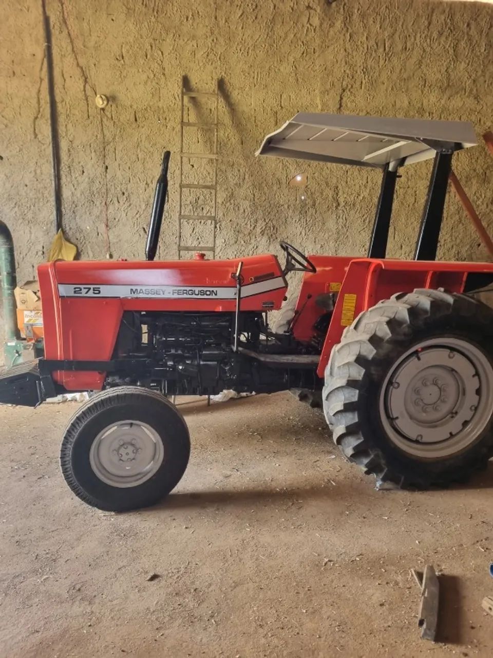 Trator - Foto 2