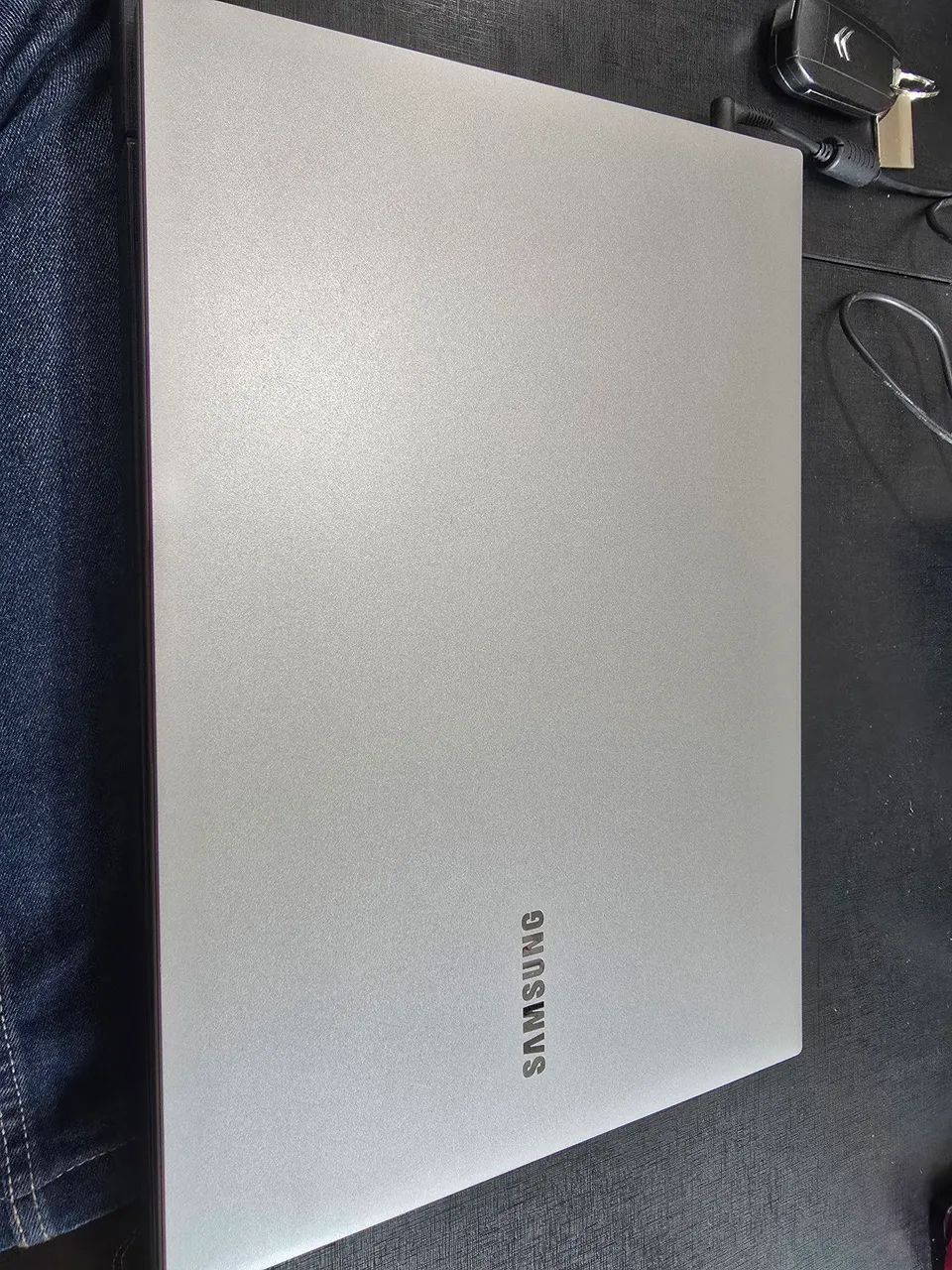 Samsungbook core i5 10ger 8gb ssd 256 placa de vídeo gforce 2gb - Foto 3
