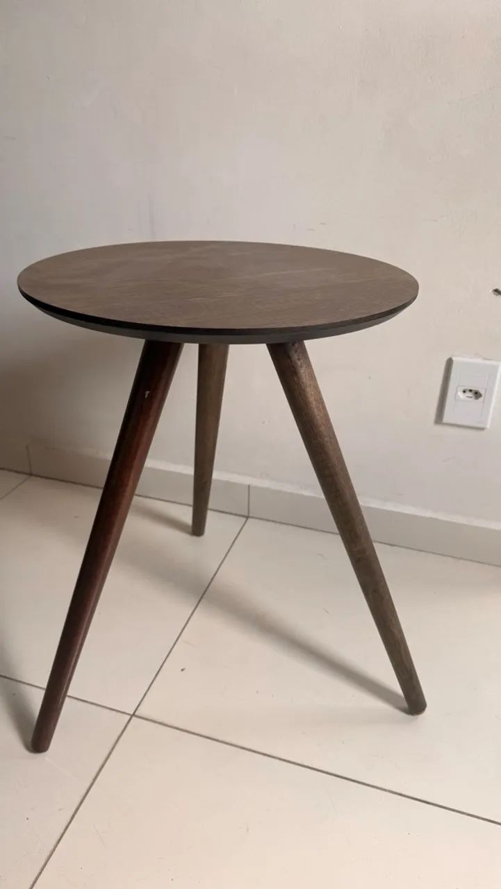 Mesa de canto 