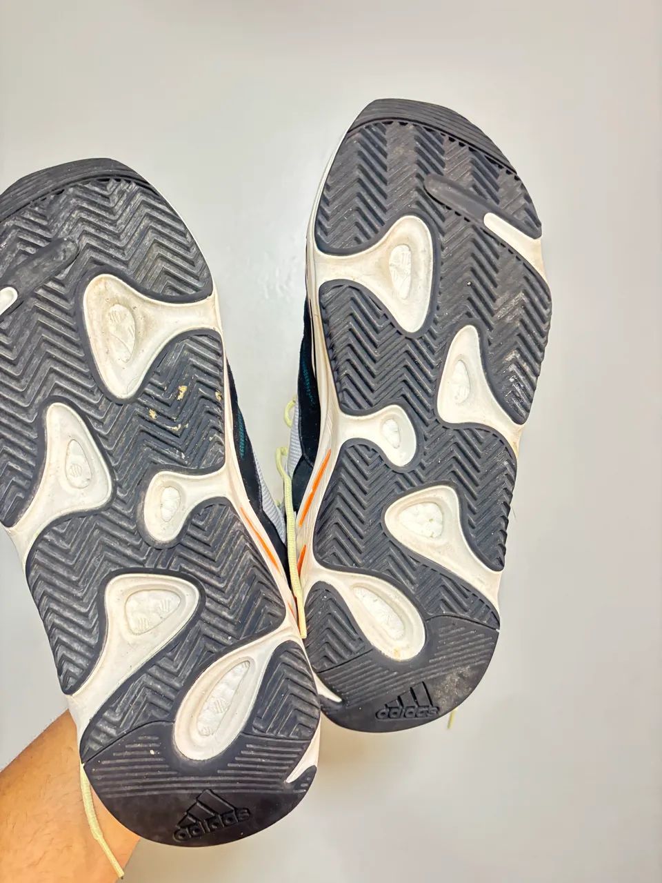 Adidas yeezy 700 - Foto 3