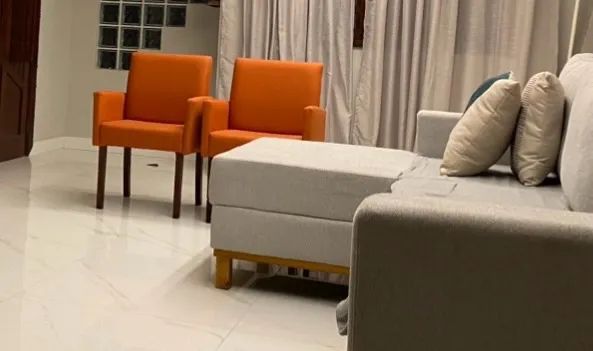 Duas Poltronas Lindíssimas  - Foto 3
