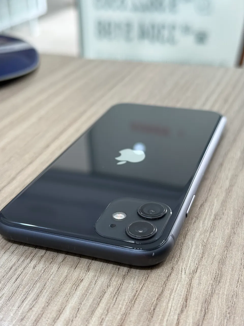 iPhone 8 preto 64GB completo na caixa! - Celulares e Smartphones
