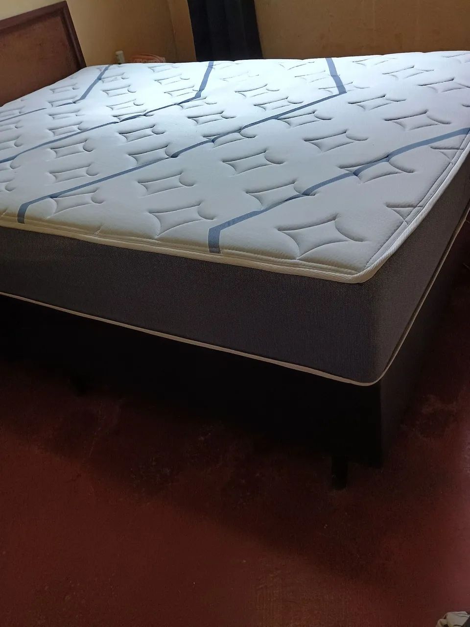 Cama