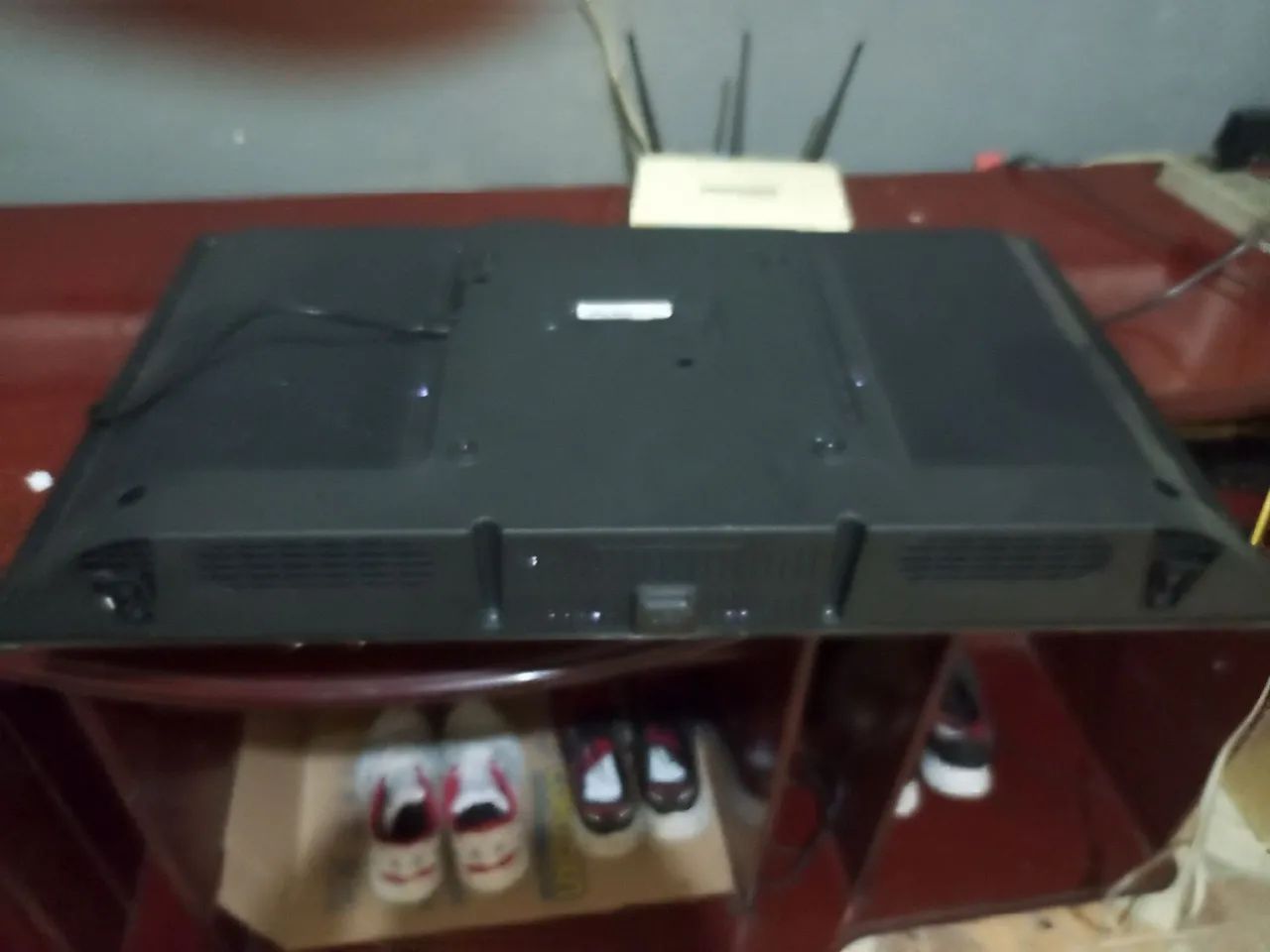 TV PHILCO TELA DANIFICADA 
