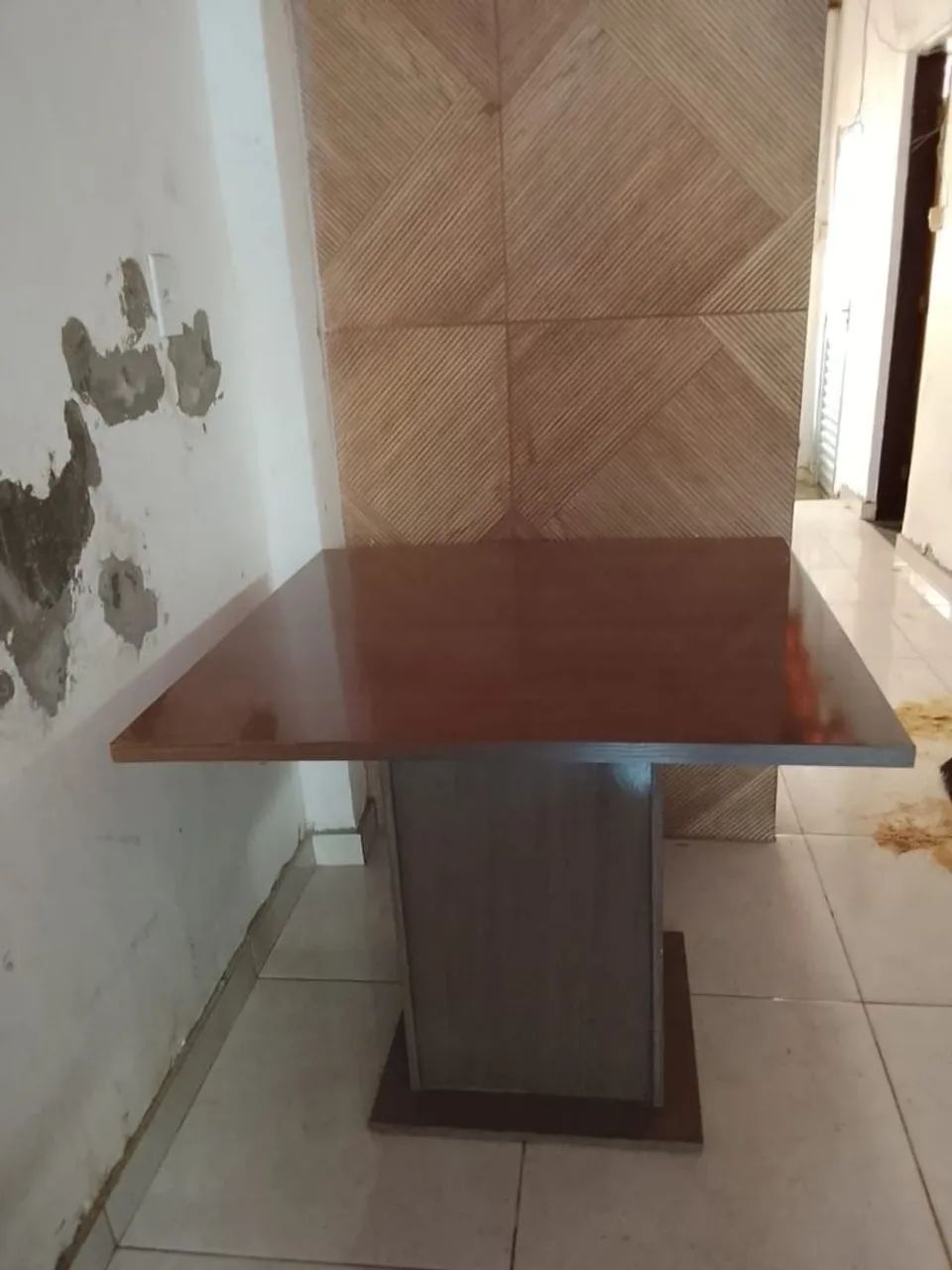 Mesa com cadeiras madeira maciça  - Foto 2