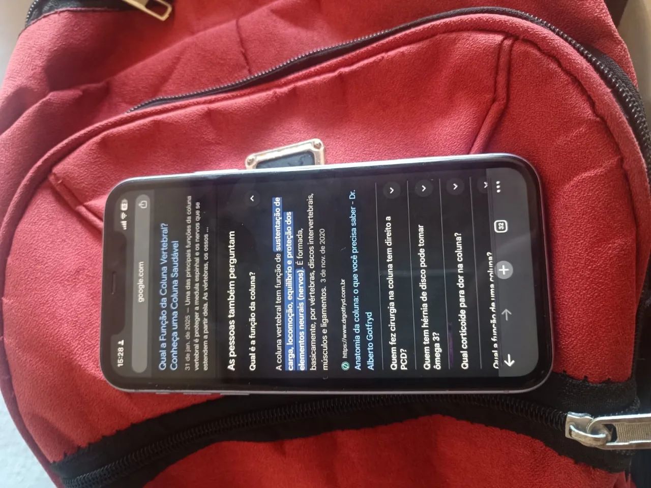 Vendo iPhone 11 64gb bem conservado   - Foto 2