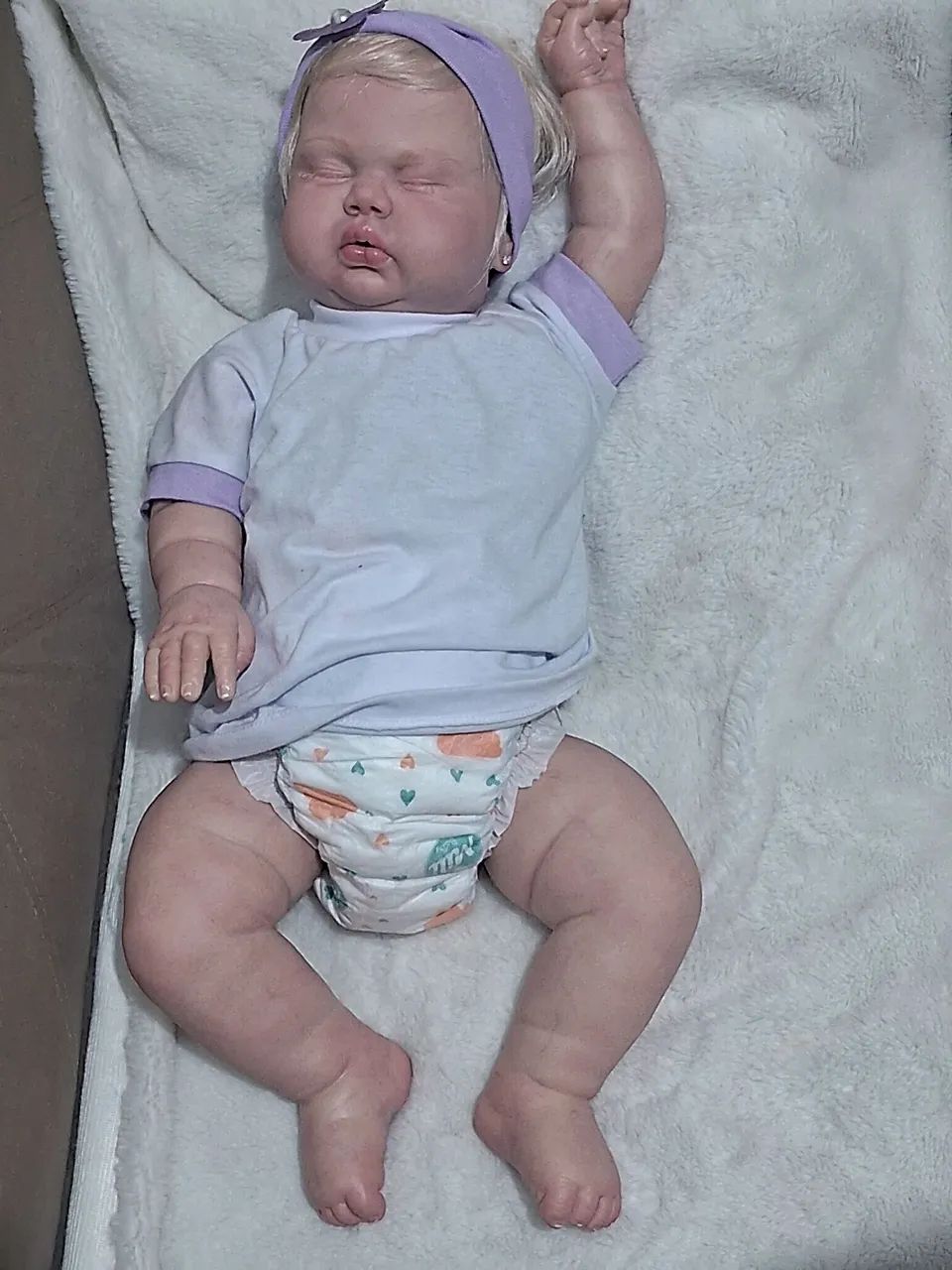 Bebê Reborn Pickle 60 cm - Foto 6