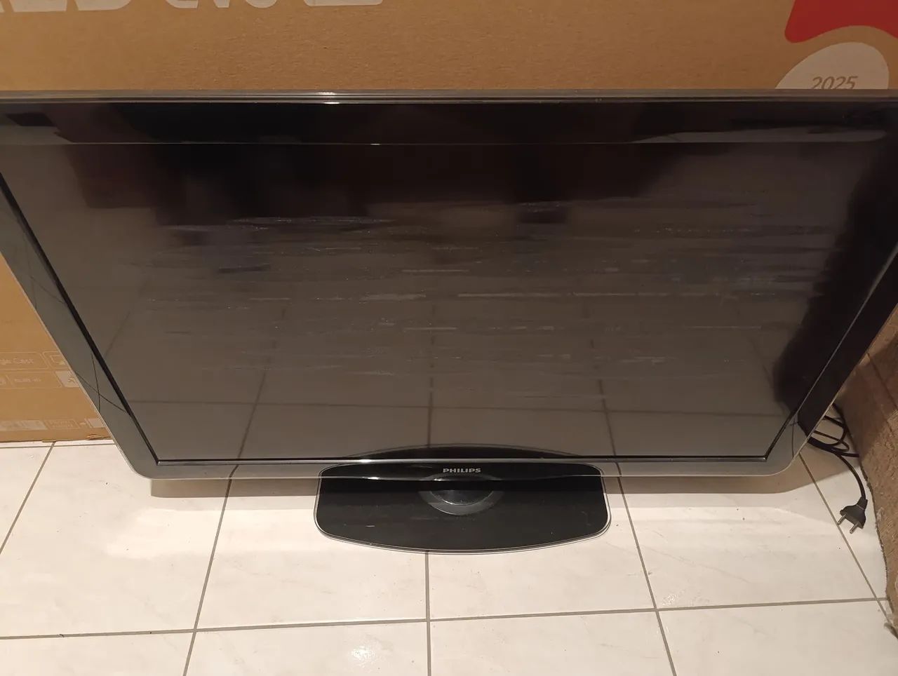 Smart TV Philips 40'' - Mod. 40PFL6606 - Foto 3
