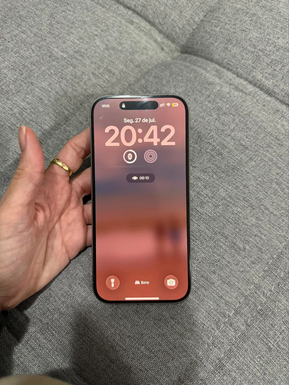 iPhone 16 Pro 128GB Titânio Natural - Foto 2