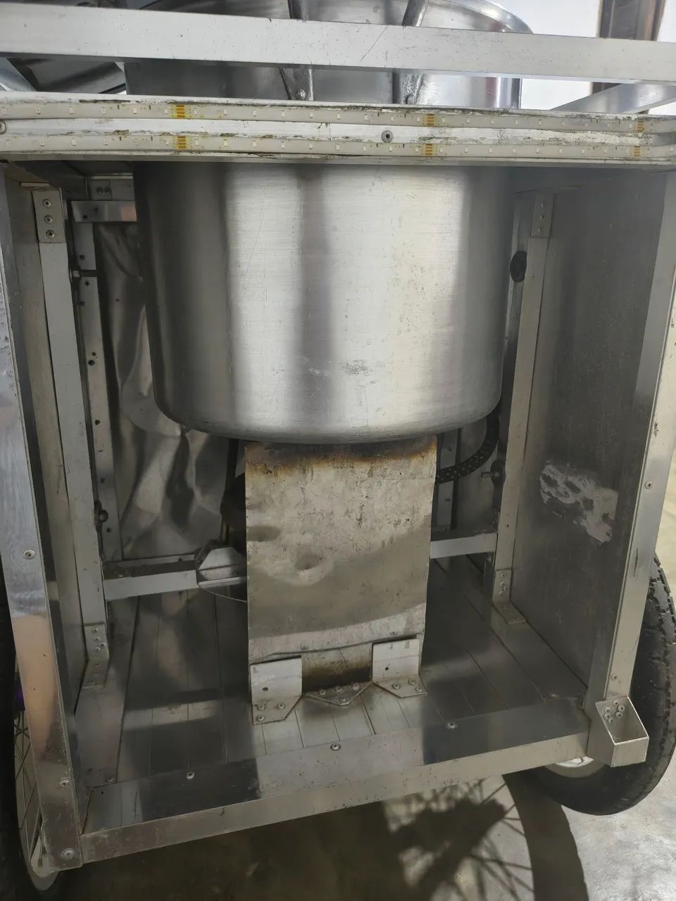 Carroça de milho cozido, manguzá ou caldos  - Foto 5