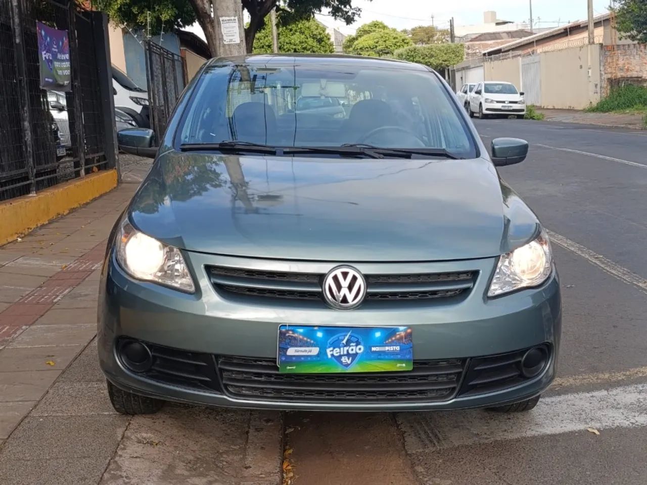 Volkswagen Voyage 1.0/1.0 City Mi Total Flex 8V 4p, foto 2 de 11