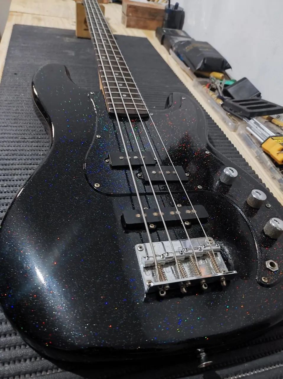 Baixo Strinberg precision 4c Sparkle 