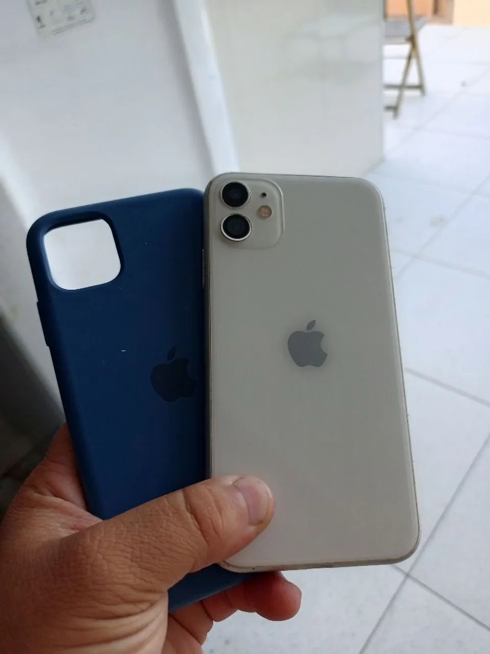 iPhone 11 64GB ( vendo ou troco) - Foto 2