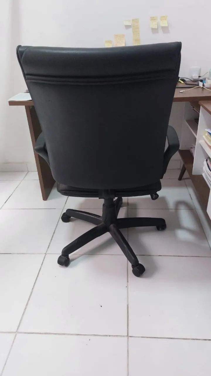Cadeira de escritório - Foto 2