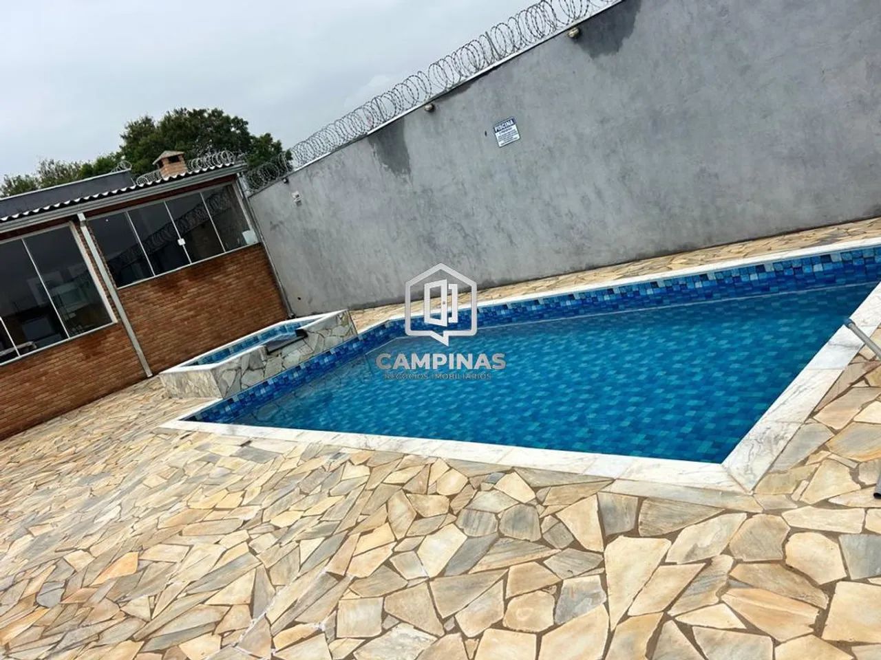 Chácara à venda em Hortolândia, Parque Gabriel, com 2 quartos, com 432 m² - Foto 2