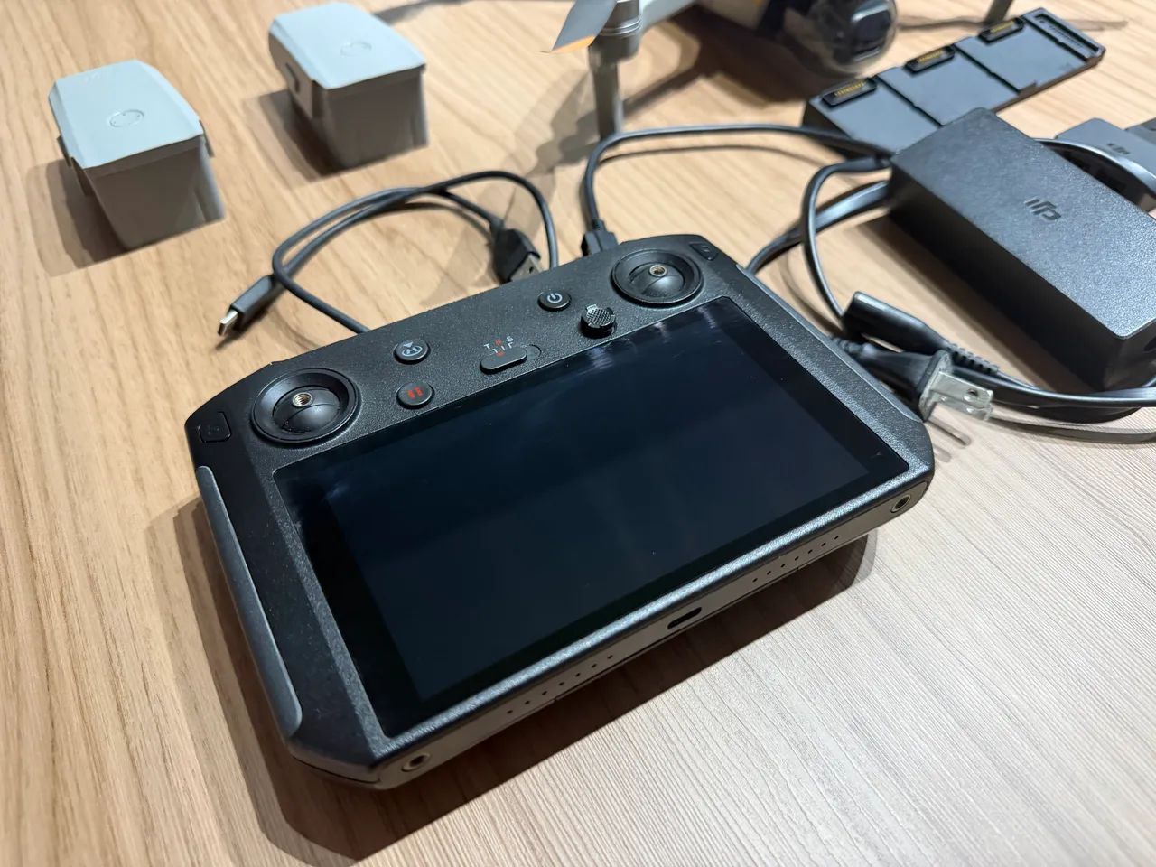 Vendo Drone DJI Air 2S Fly More Combo com DJI Smart Controller - Foto 3
