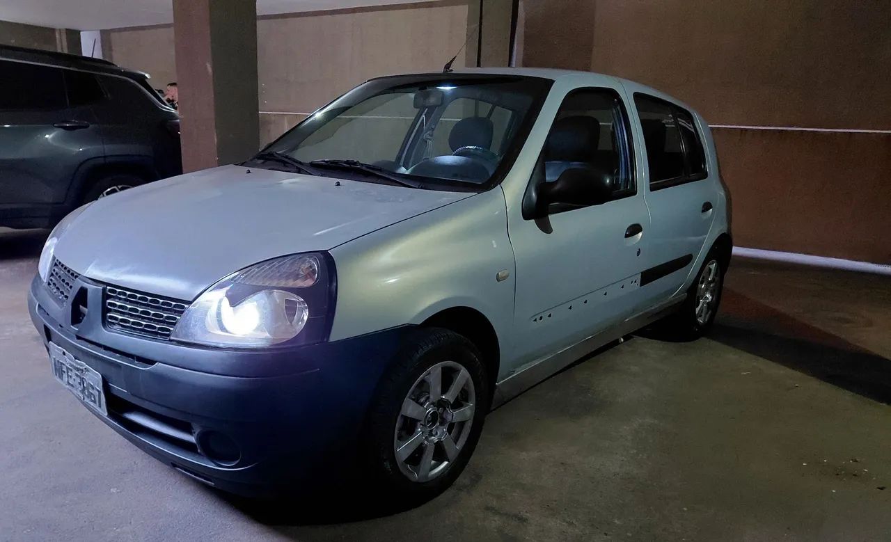 Renault Clio Expression 1.0/1.0 Hi-power 16V 3P 2004