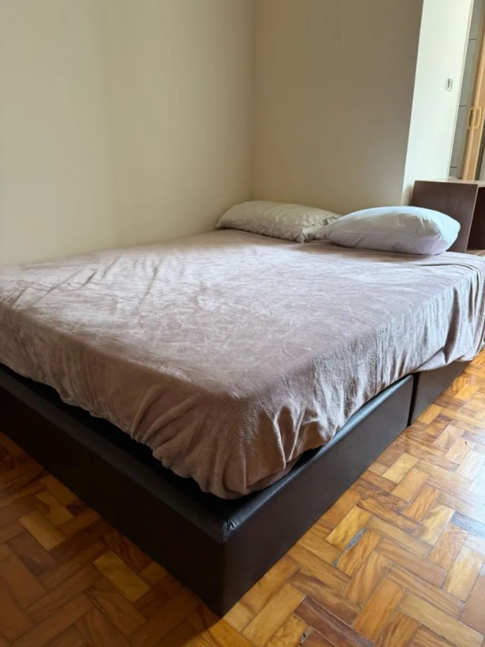 Cama Ortobom Queen - Nova com apenas dois meses de uso!!