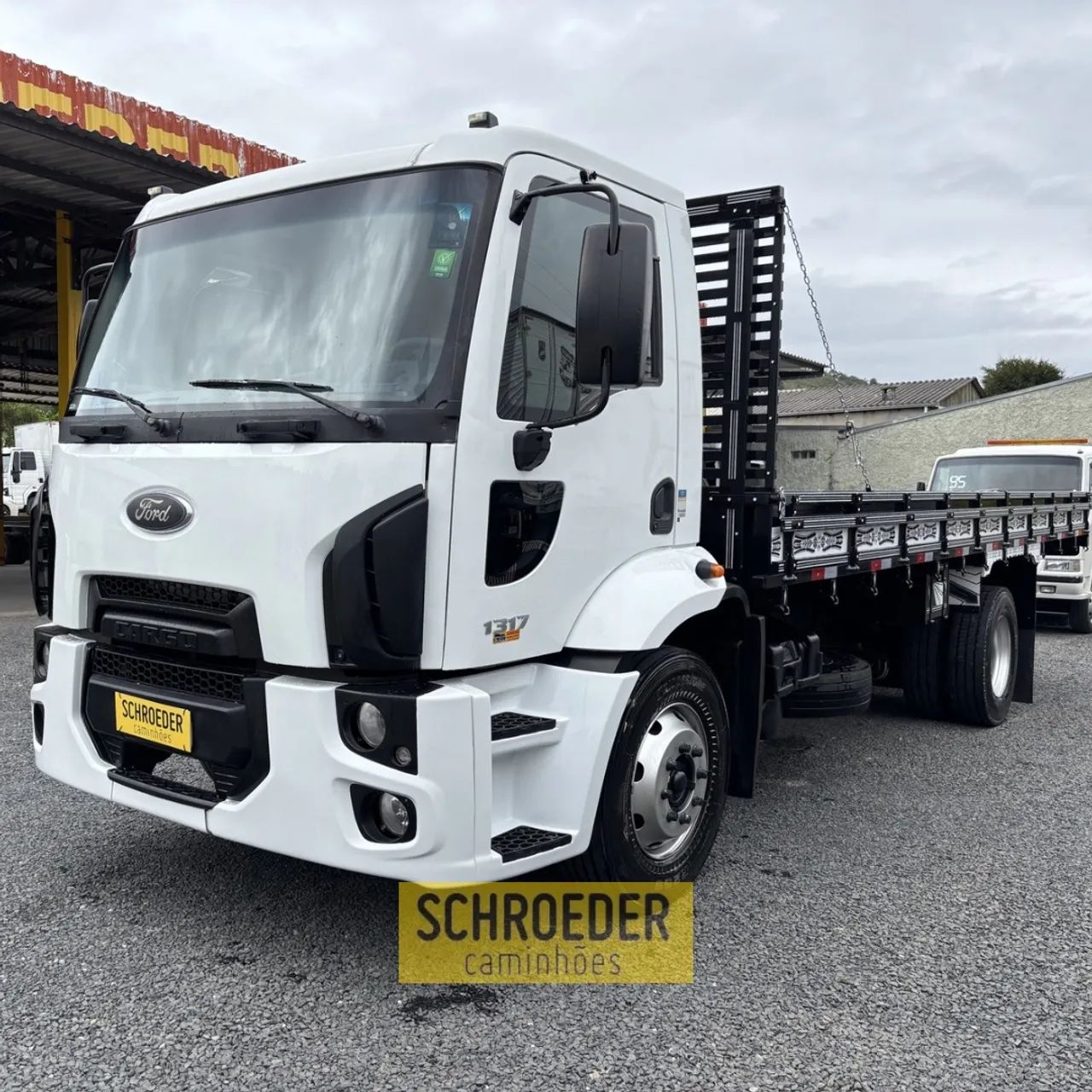 Ford cargo 1317