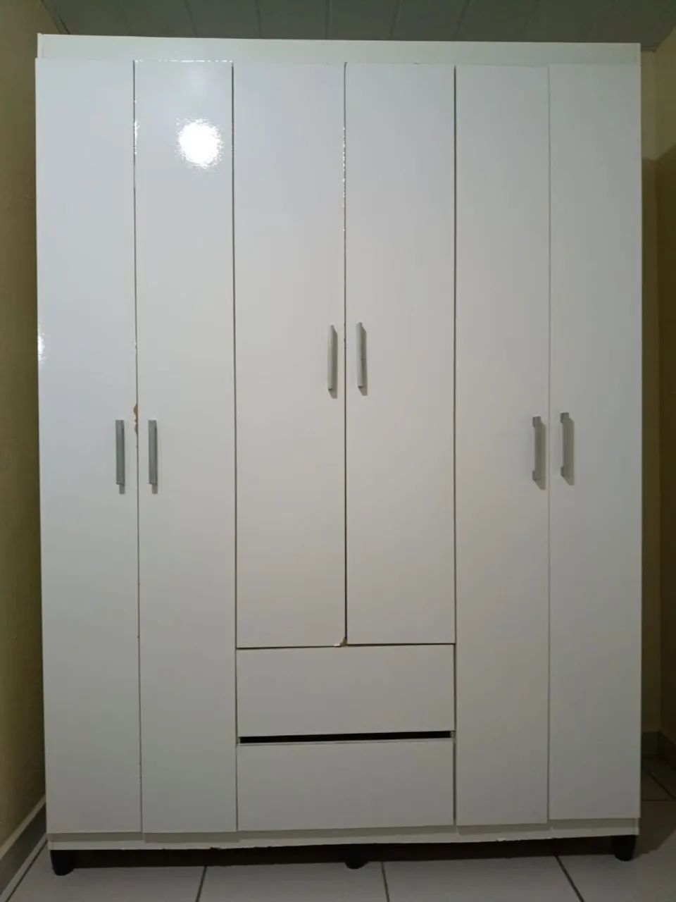 Guarda-roupas casal 6 portas - Foto 3