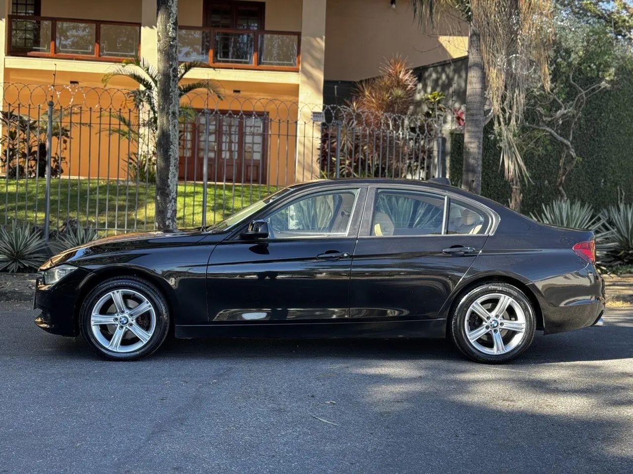 BMW 320I A GT Sport 2.0 Turbo 16V 184cv 5P 2014 - Foto 2