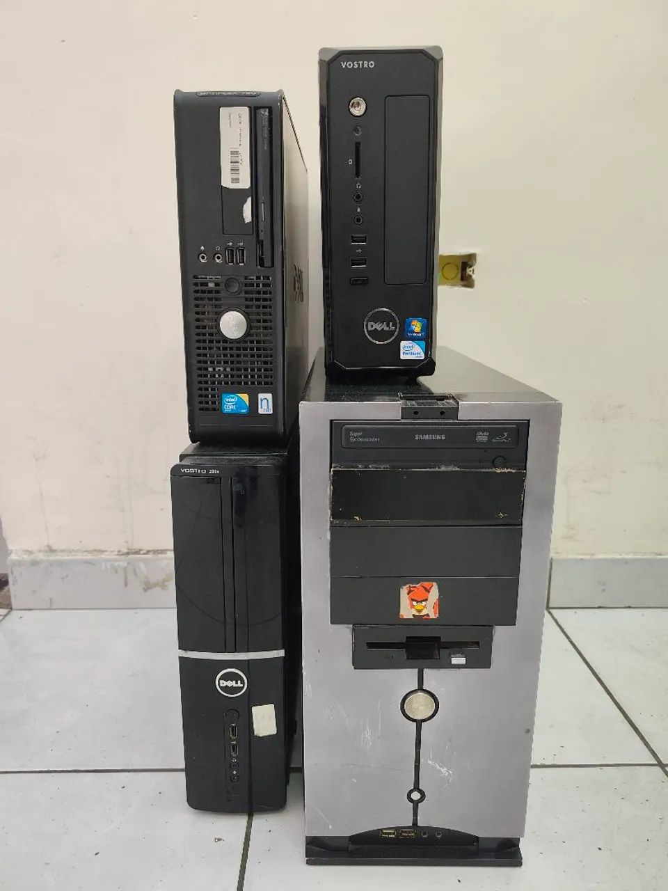 Lote 4 CPU, 3 dell + um sem marca 