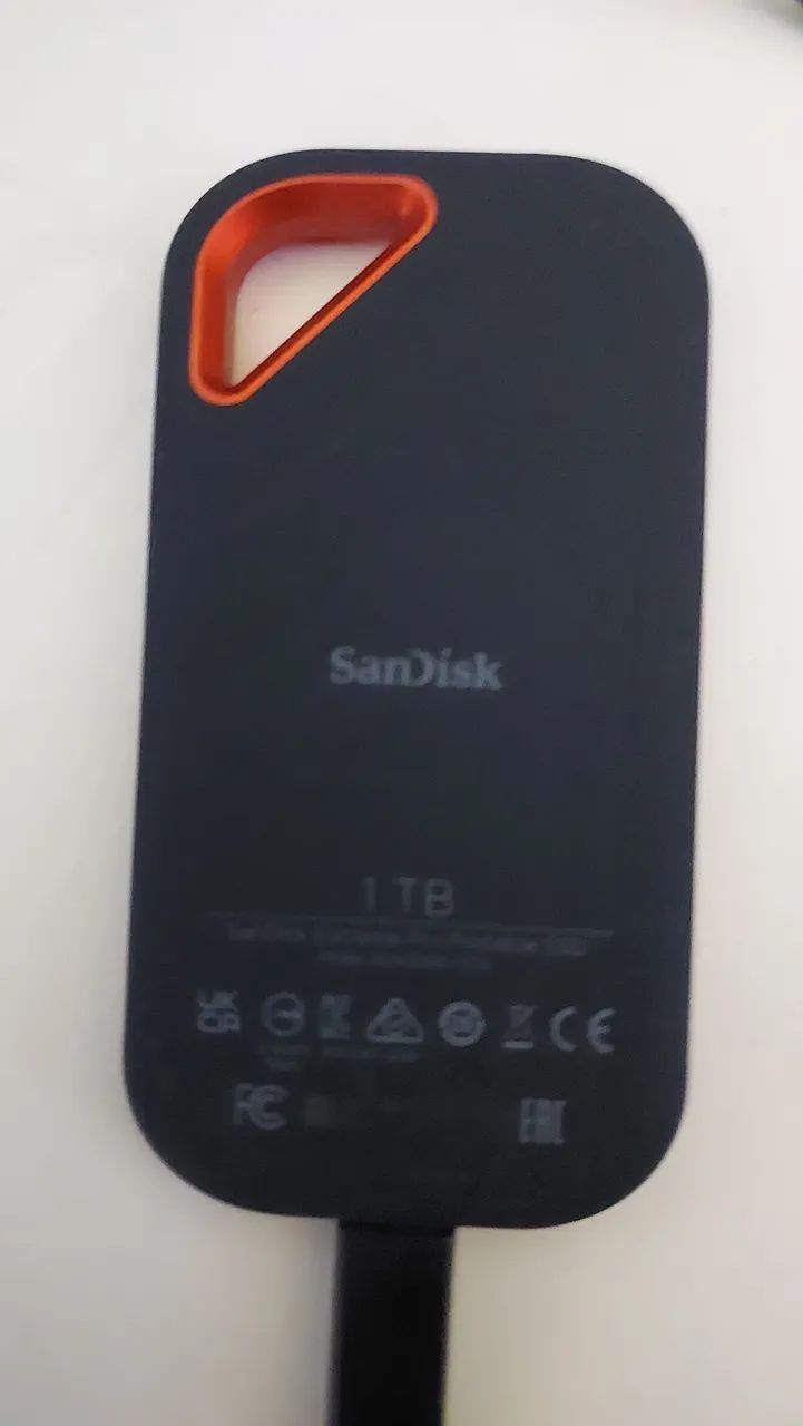 SSD SanDisk 1TB USB C 3.2 - Até 2000MB/s - Foto 2