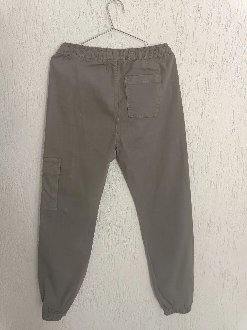 Calça jogger infantil Verde militar  - Foto 4