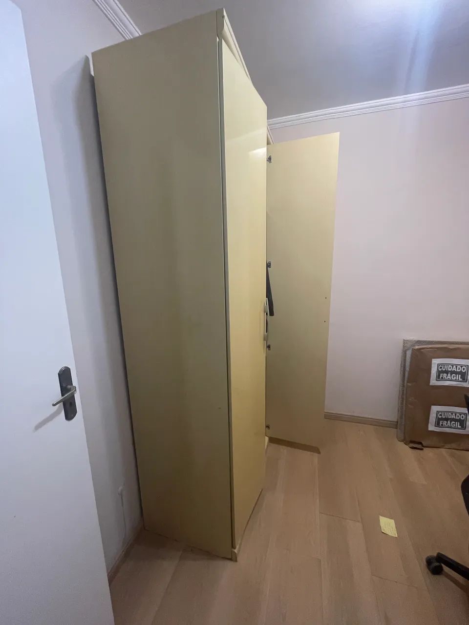 Guarda Roupa 3 portas - Foto 3