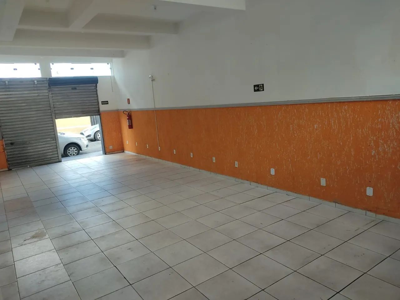 Alugo Loja local seguro