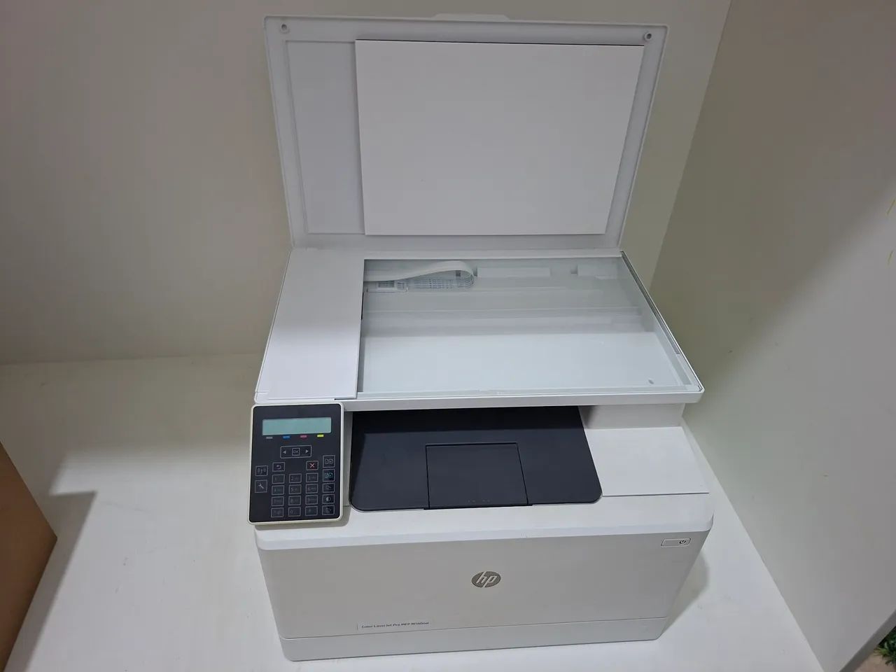 Hp color laserjet MFP M180nw com 3,5k cópias  - Foto 2
